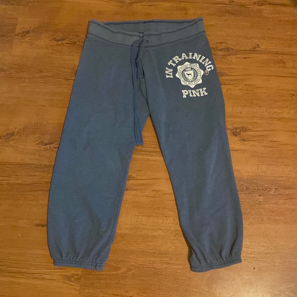 PINK victoria’s secret sweats size 4 fits like a 5